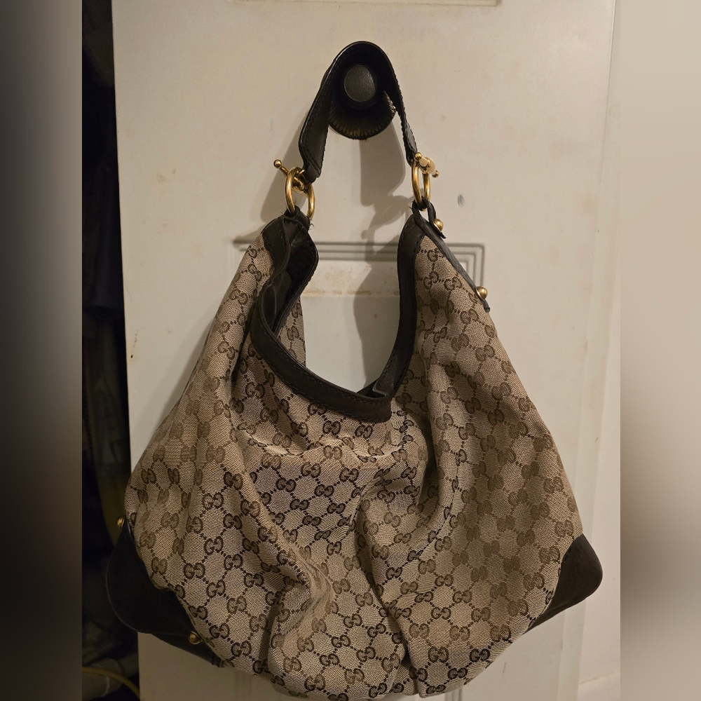 Gucci handbag